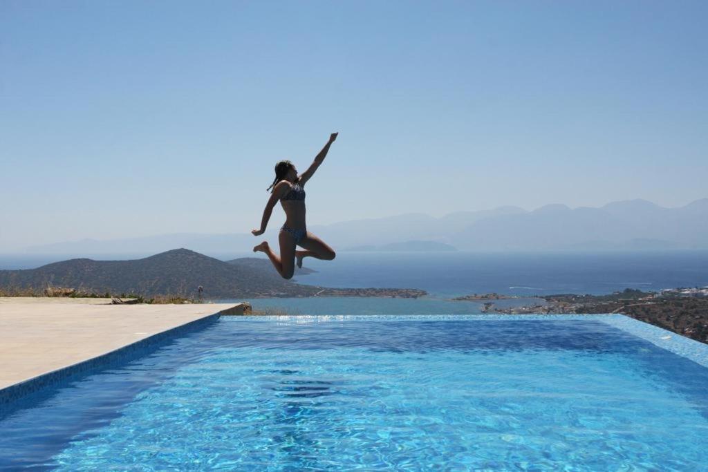 Villa Estée, luxury villa with private infinity pool&jacuzzi Elounda Esterno foto