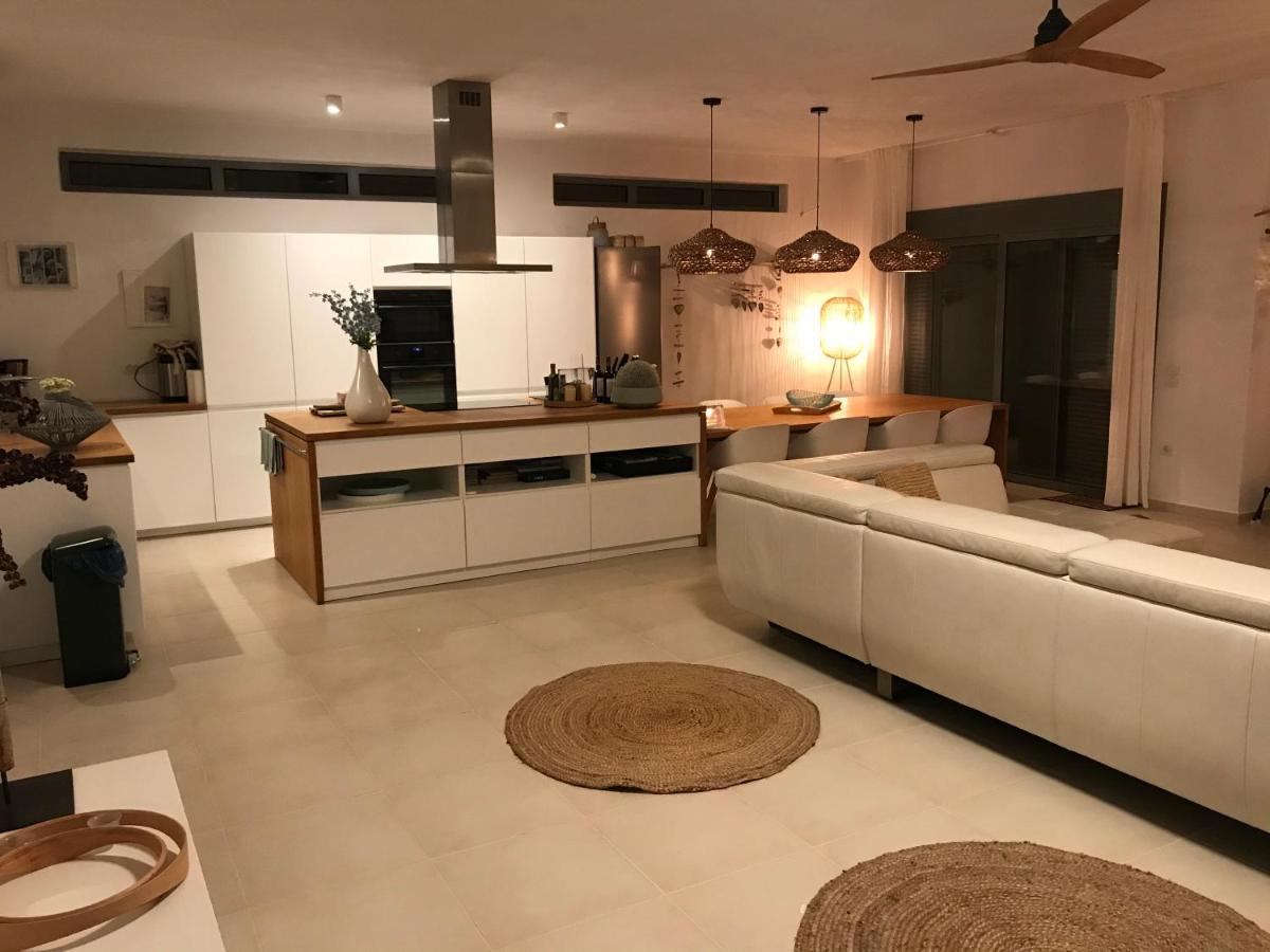 Villa Estée, luxury villa with private infinity pool&jacuzzi Elounda Esterno foto