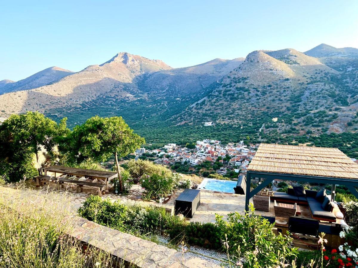 Villa Estée, luxury villa with private infinity pool&jacuzzi Elounda Esterno foto