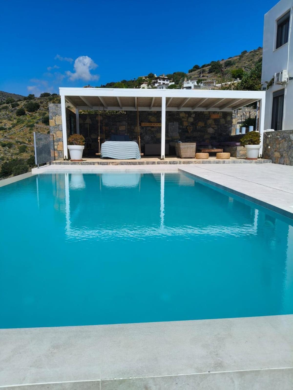 Villa Estée, luxury villa with private infinity pool&jacuzzi Elounda Esterno foto